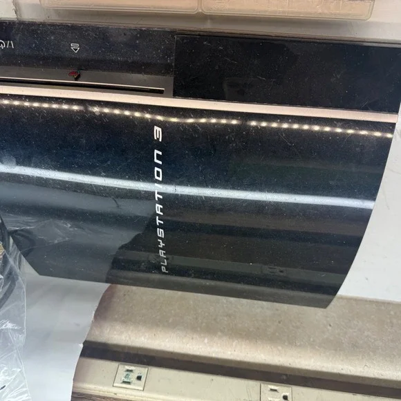 Sony PlayStation 3 PS3 Console Bundle 2 Games 3 Controllers Cables Memory Card - Picture 3 of 5